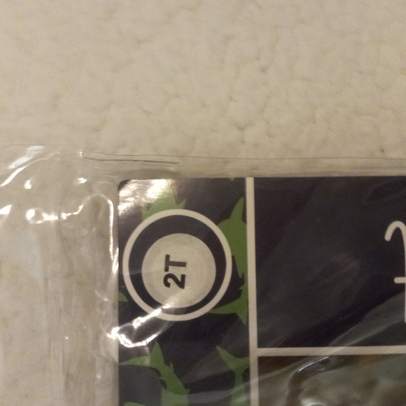 Lilly of New York 2T Shark Print Navy Blue Raincoat New - Picture 3 of 4